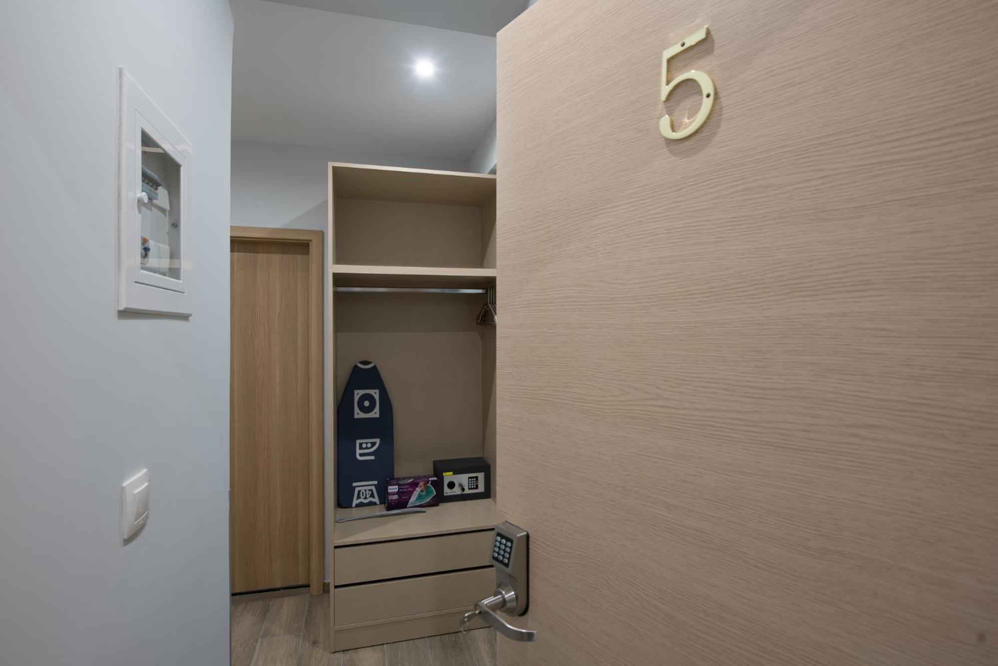 Rob Venture Suites At The Central Of Athens City Εξωτερικό φωτογραφία