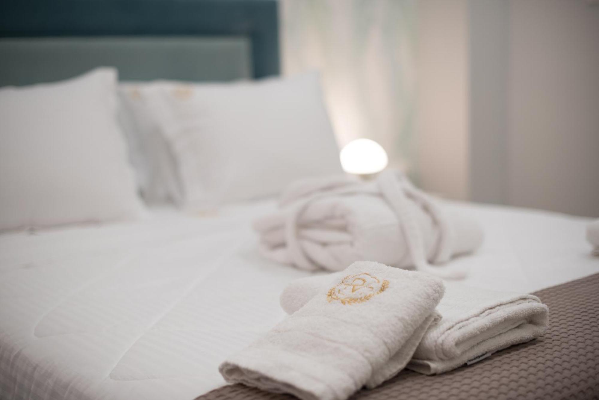 Rob Venture Suites At The Central Of Athens City Δωμάτιο φωτογραφία